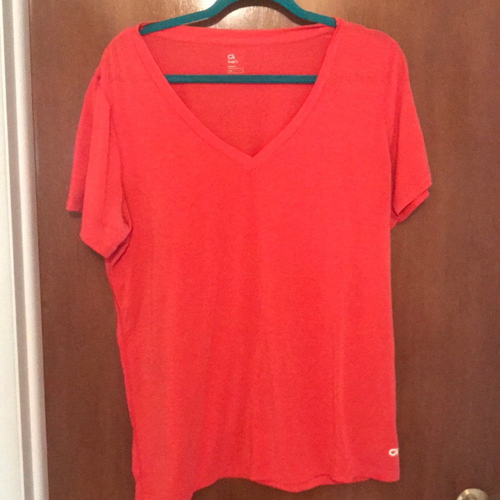 Pink GAP fit breathe size XL